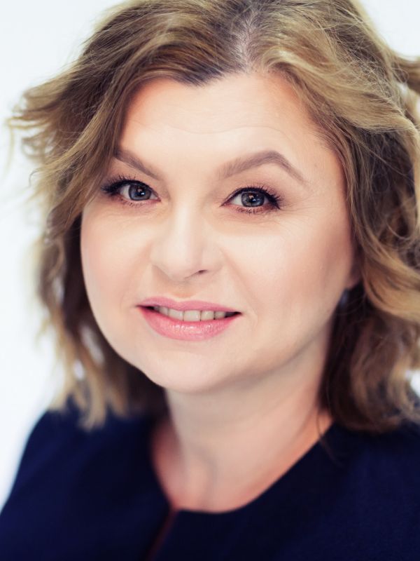 Dorota Dobija headshot